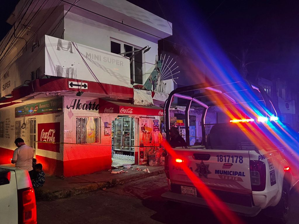 BRUTAL GOLPIZA RECIBE SEPTUAGENARIO AL INTENTAR ASALTARLO