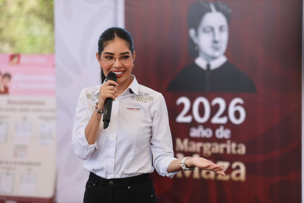 Geraldine Ponce acompaña entrega de becas impulsadas por Claudia Sheinbaum en Nayarit